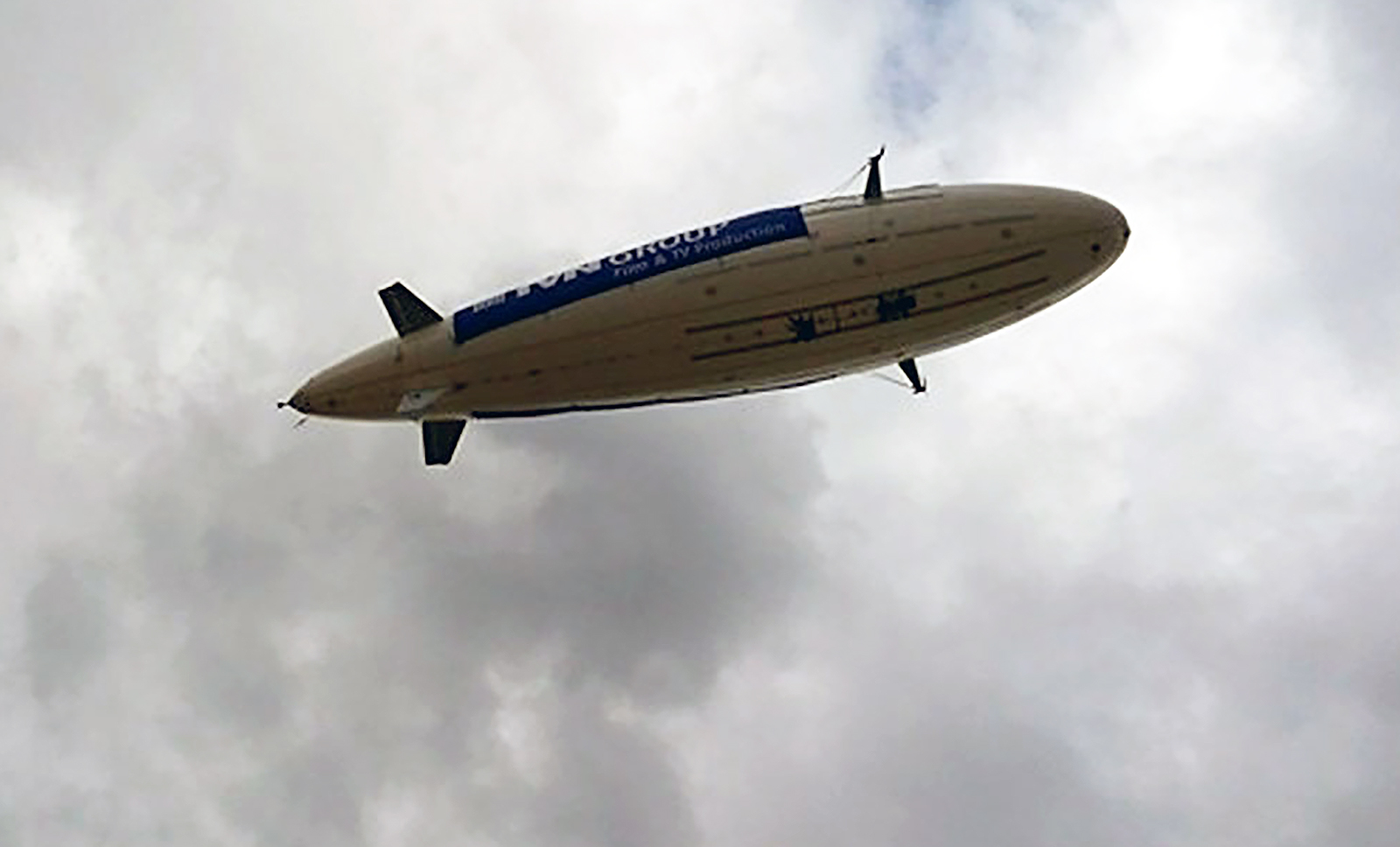 12-m-RC-Blimp-with-side-vector-motors-in-2019